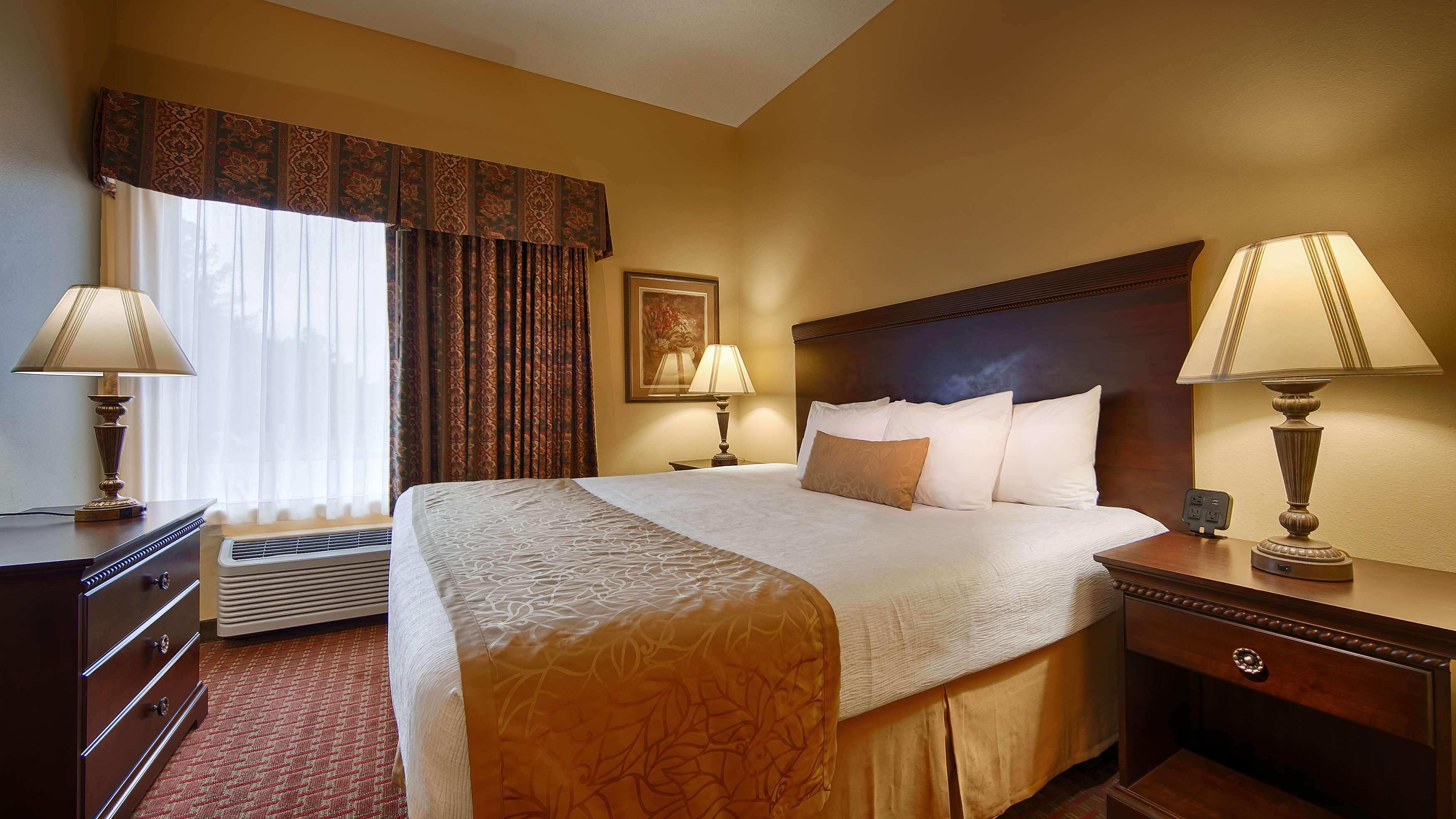 Best Western Plus Two Rivers Hotel & Suites Demopolis Εξωτερικό φωτογραφία