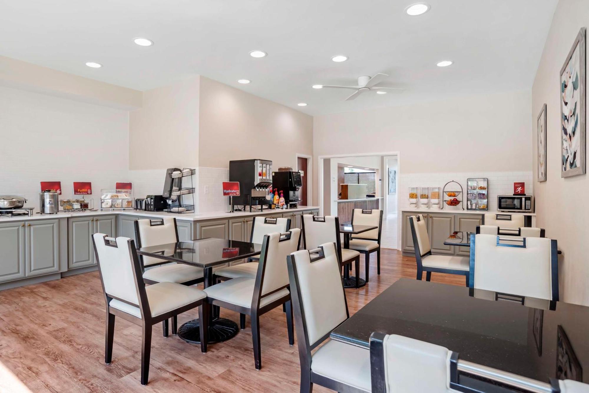Best Western Plus Two Rivers Hotel & Suites Demopolis Εξωτερικό φωτογραφία