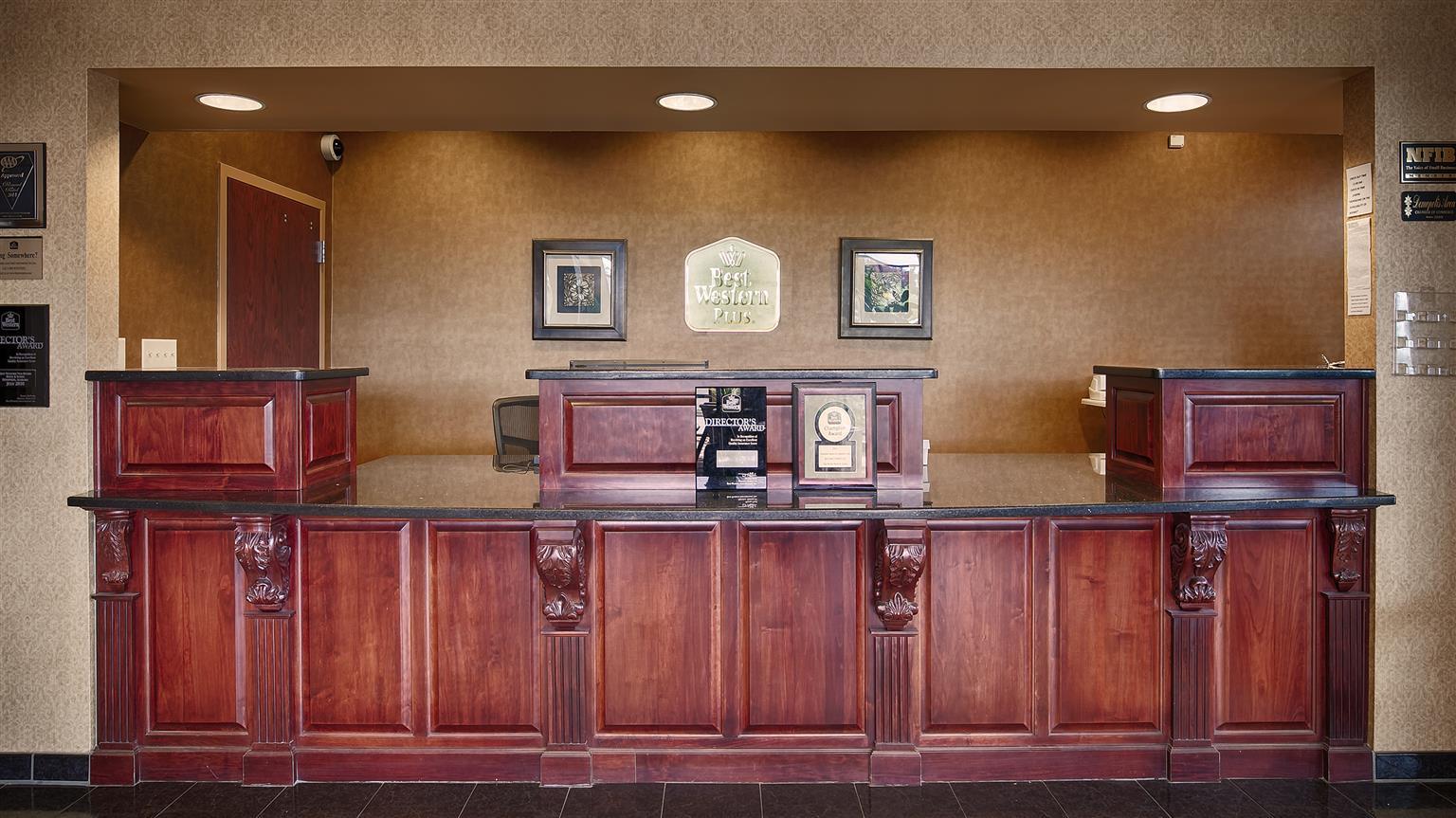 Best Western Plus Two Rivers Hotel & Suites Demopolis Εξωτερικό φωτογραφία